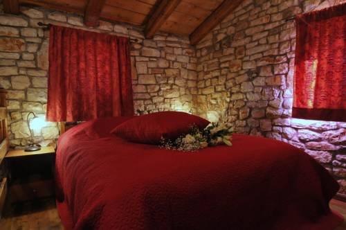 Georgio's V Chalet