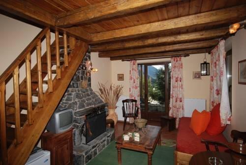 Georgio's V Chalet