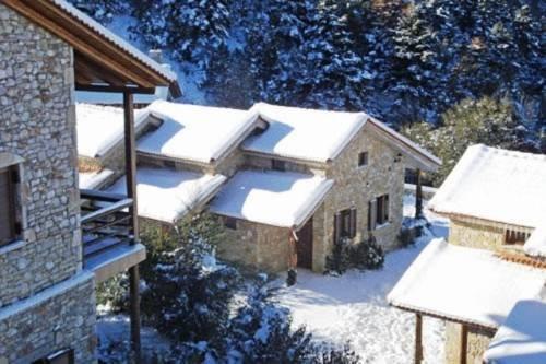 Georgio's V Chalet