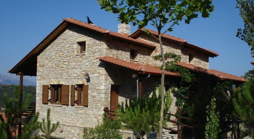 Georgio's V Chalet