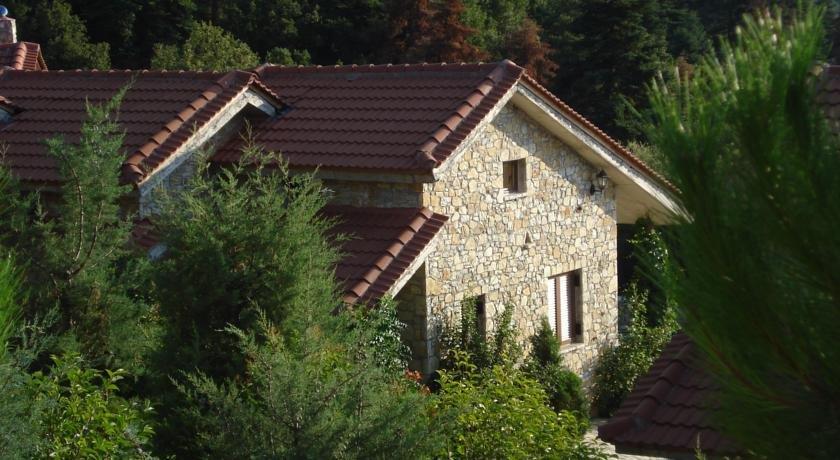 Georgio's V Chalet