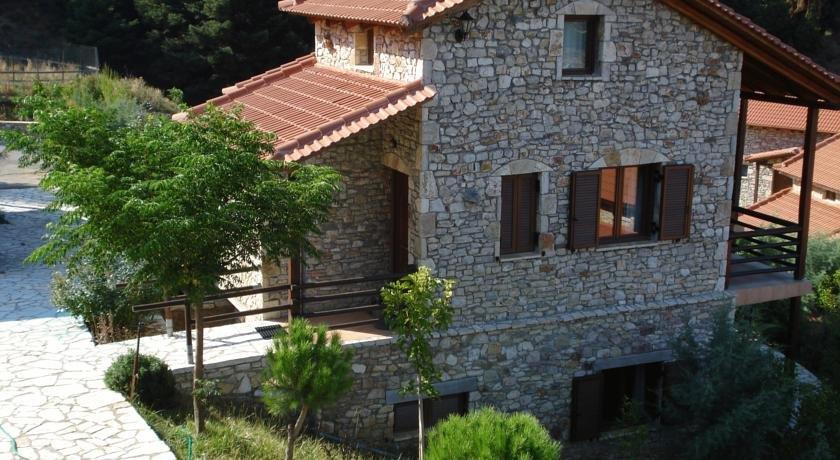 Georgio's V Chalet