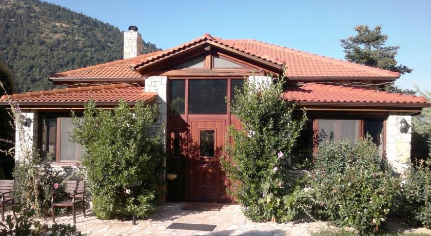 Georgio's V Chalet