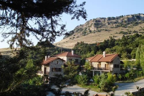 Georgio's V Chalet