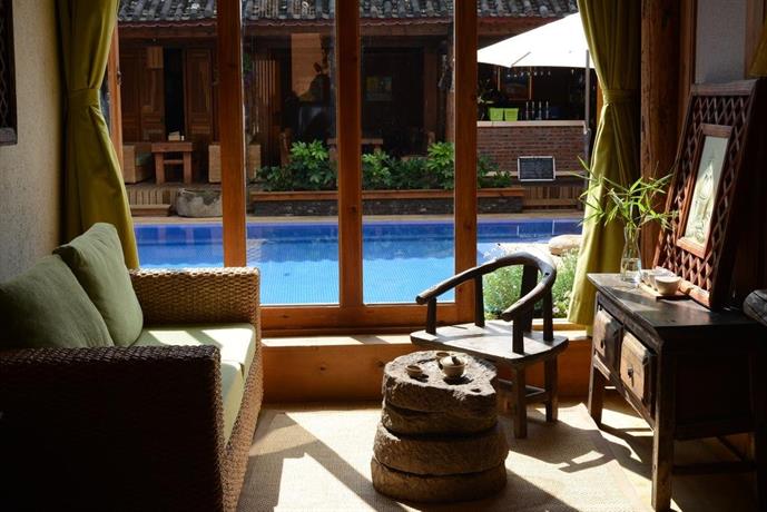 Lijiang Shuhe Yuefeng Resort Hotel