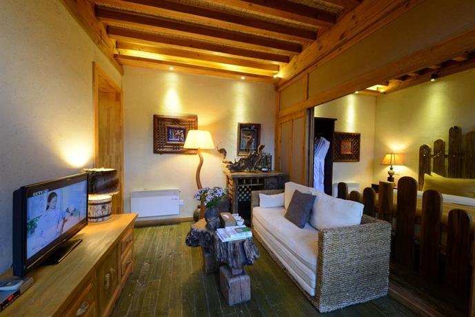 Lijiang Shuhe Yuefeng Resort Hotel