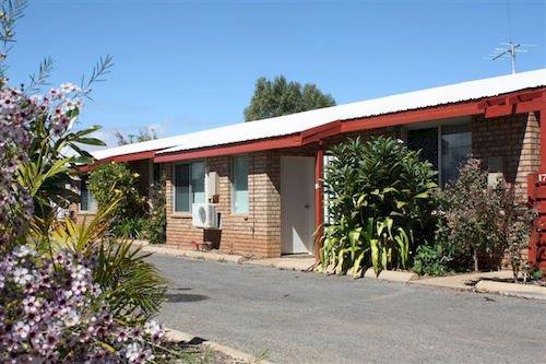 Carnarvon Central Apartments
