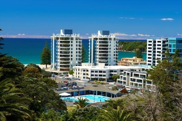 Oceanside Resort & Twin Towers