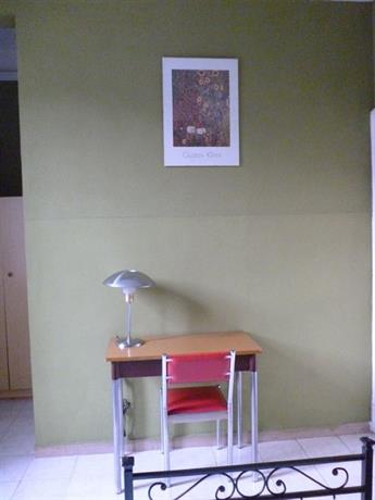 Hotel Giamaica for Girls & Ladies Only