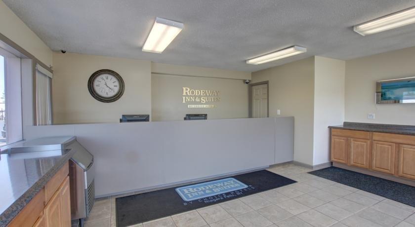 Rodeway Inn & Suites Niagara Falls