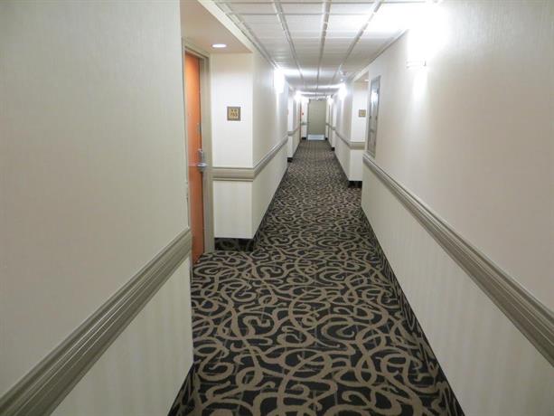 Ramada by Wyndham Edmonton South