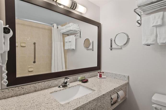 Ramada by Wyndham Edmonton South