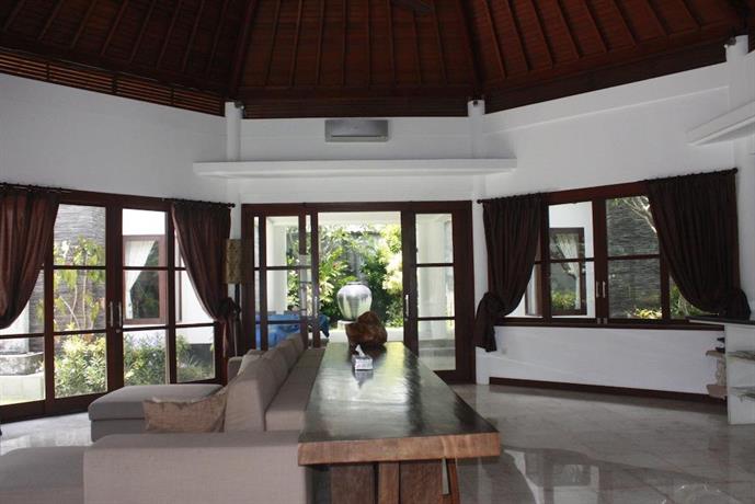 Villa Sarah Jaya