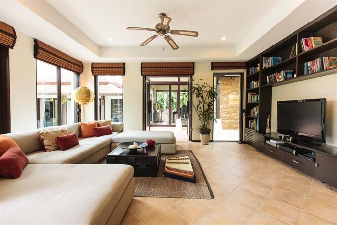 Villa Maeve