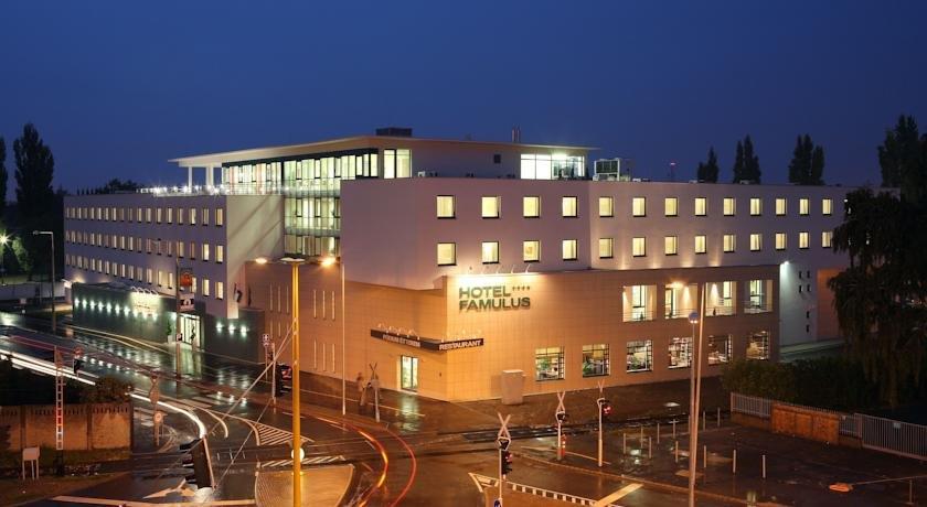 Hotel Famulus