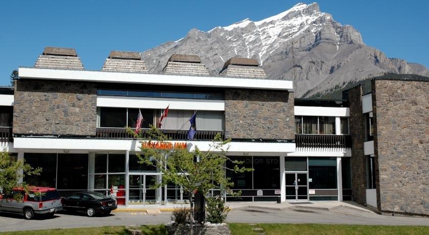 Banff Voyager Inn