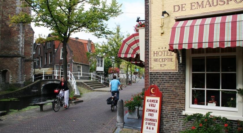 Hotel de Emauspoort