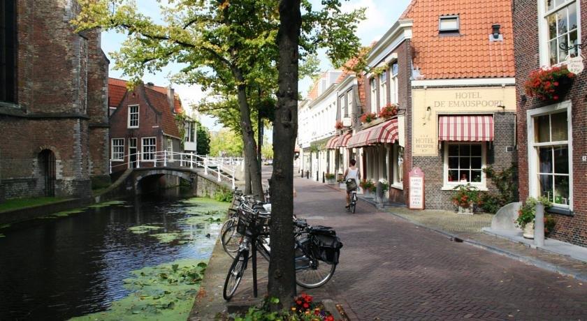 Hotel de Emauspoort