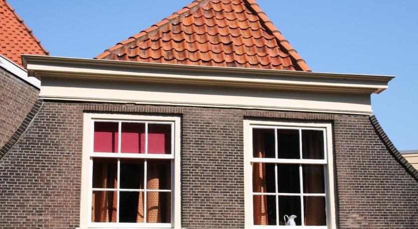 Hotel de Emauspoort