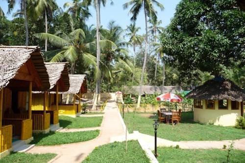 Savithri Inn Cottages