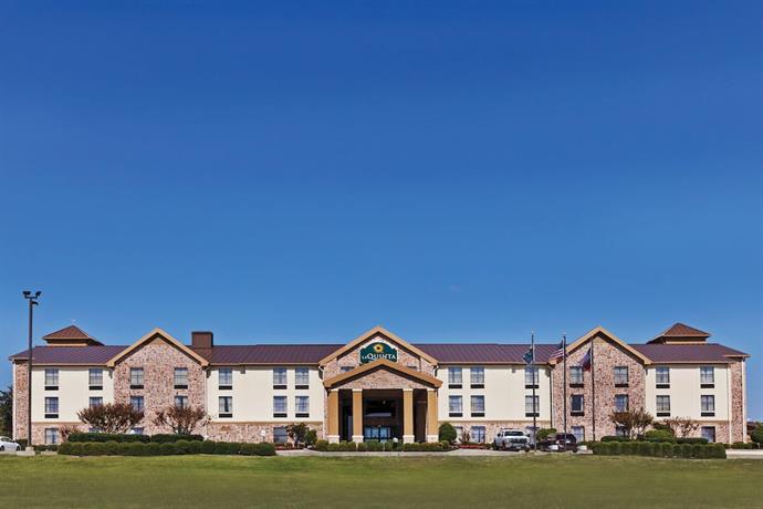 La Quinta Inn & Suites Denison - Lake Texoma