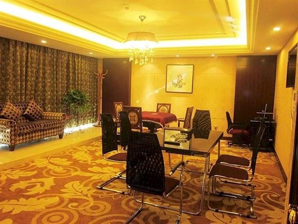 Yichang Golden Ray International Hotel