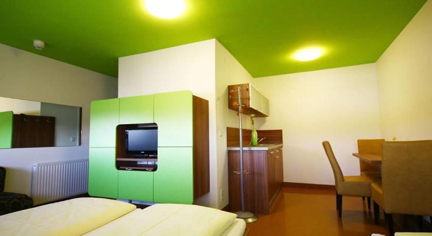 Hotel Greenrooms