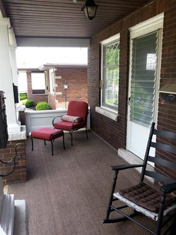 The Little Italy of Niagara Falls Bed & Breakfast