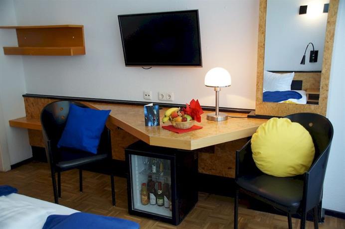 Hotel An Der Therme Haus 1 Bad Sulza Compare Deals