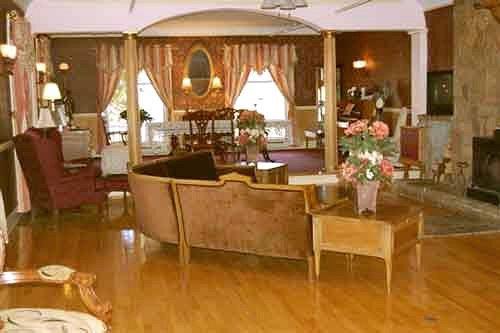 The Pines Inn