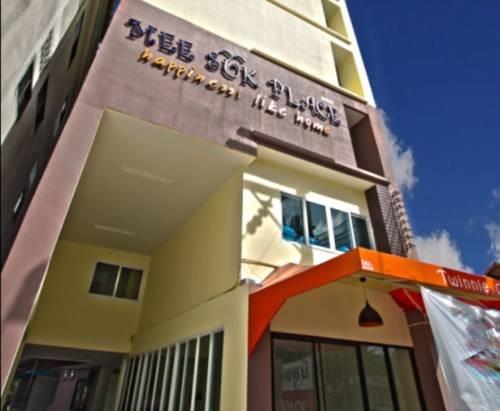 Meesuk Place