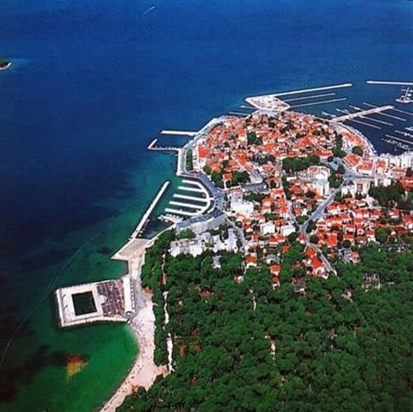 Apartments Adria