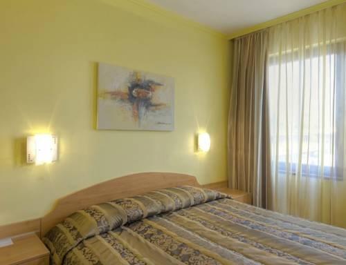 Reverence Hotel