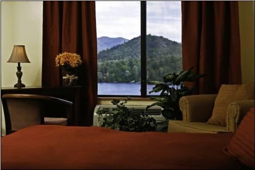 Lake Placid Summit Hotel