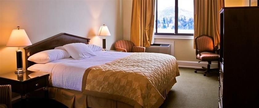 Lake Placid Summit Hotel