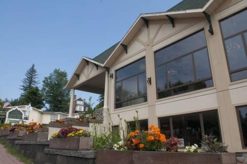 Lake Placid Summit Hotel