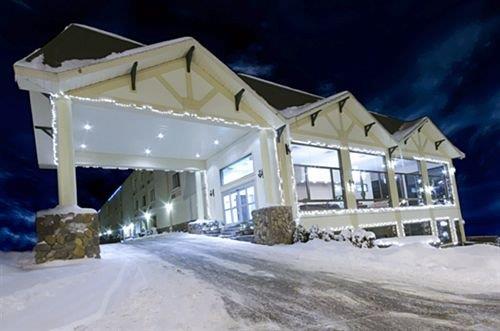 Lake Placid Summit Hotel
