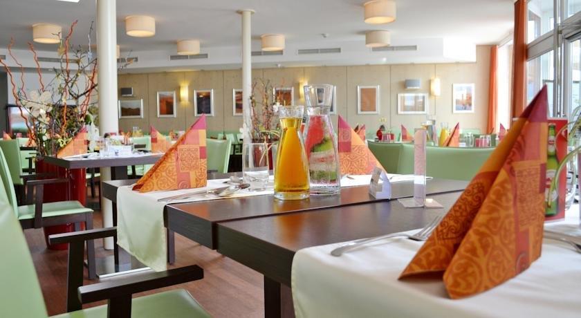 Educare Hotel