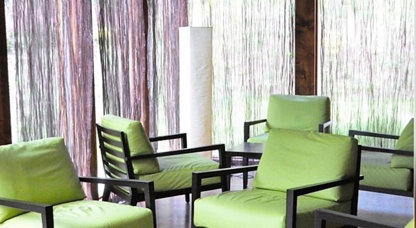 Educare Hotel