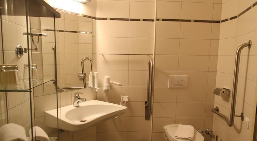 Educare Hotel