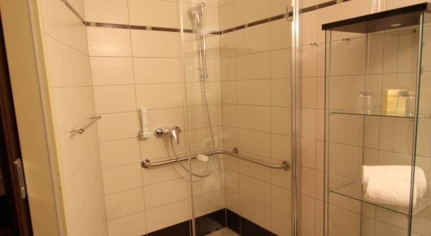 Educare Hotel