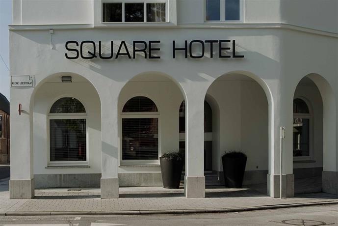 Square Hotel