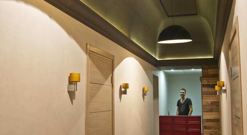 Poet Art Hotel
