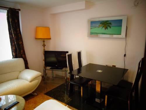 Aron Guesthouse