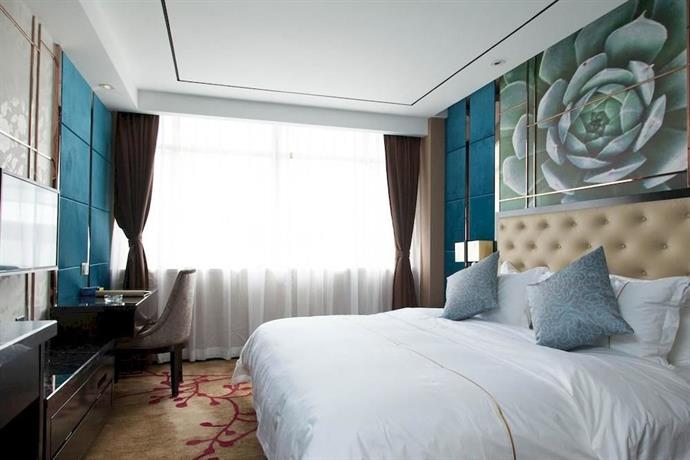 No 8 Chain Hotel