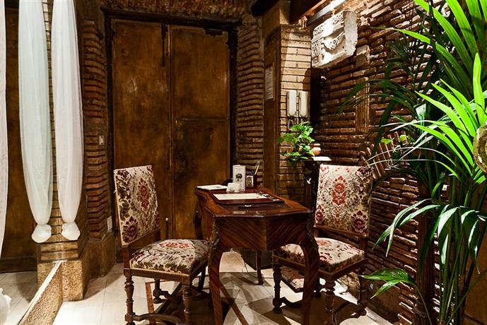 Pantheonview - Luxury Suites