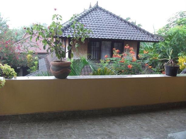Suwar Bungalows
