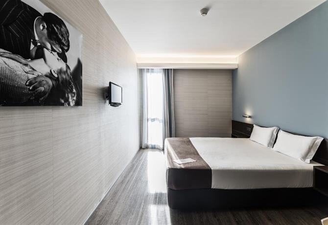 Moov Hotel Porto Centro