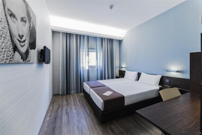 Moov Hotel Porto Centro