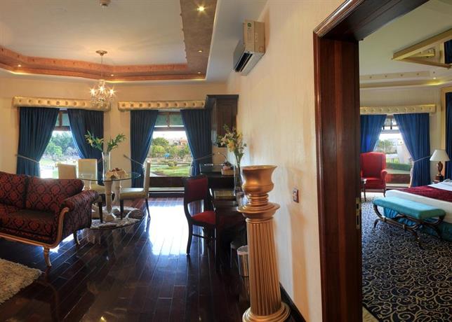 Bahria Grand Hotel & Resort